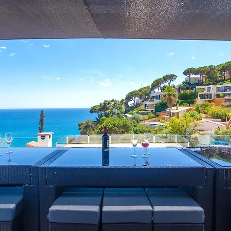 Casa Blanca - Location Maitikoa * 료렛 드 마르